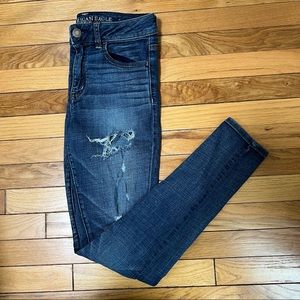 American Eagle Outfitters distressed hi rise jegging jeans 6 regular